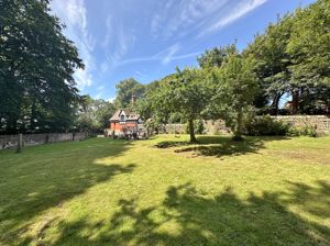 Photo 31- click for photo gallery